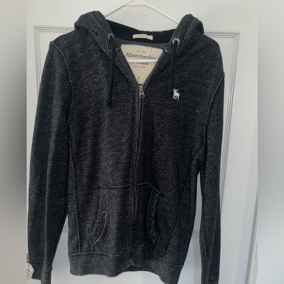 Abercrombie and Fitch zipped hoodie. - Picture 2 of 7